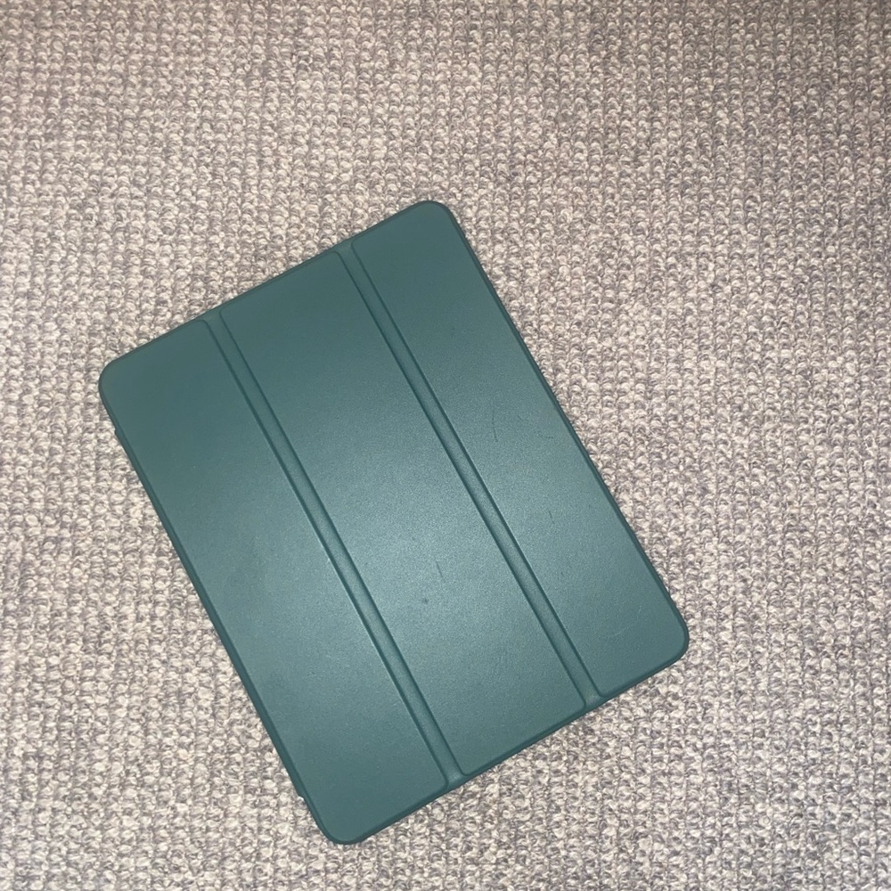 Apple iPad Pro with case